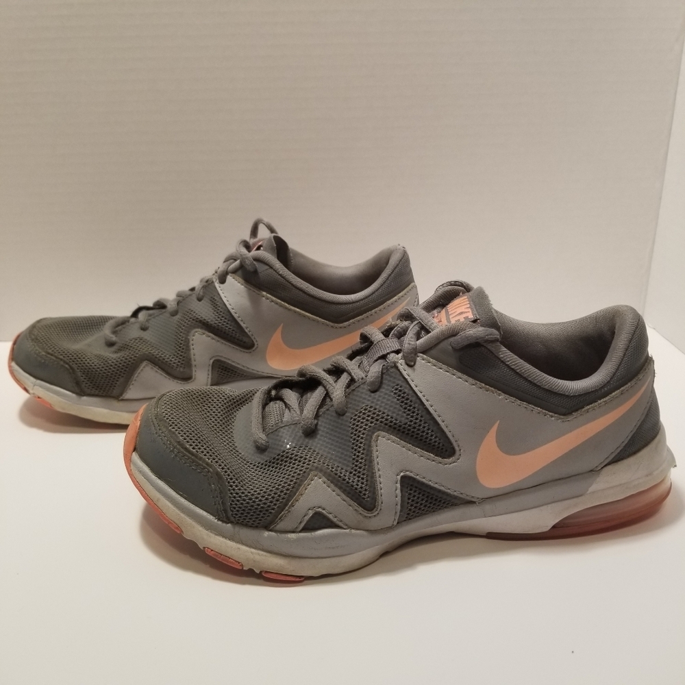Nike Sculpt Tr2 - Womens Running Shoes- Size 9.5